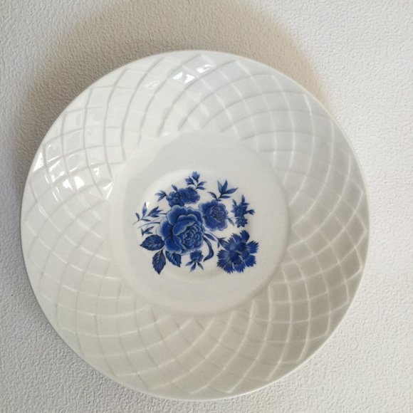 Enoch Wedgewood Tunstall England Blue Rose Ironstone lot of 3 plates & 1 cup - Picture 4 of 11